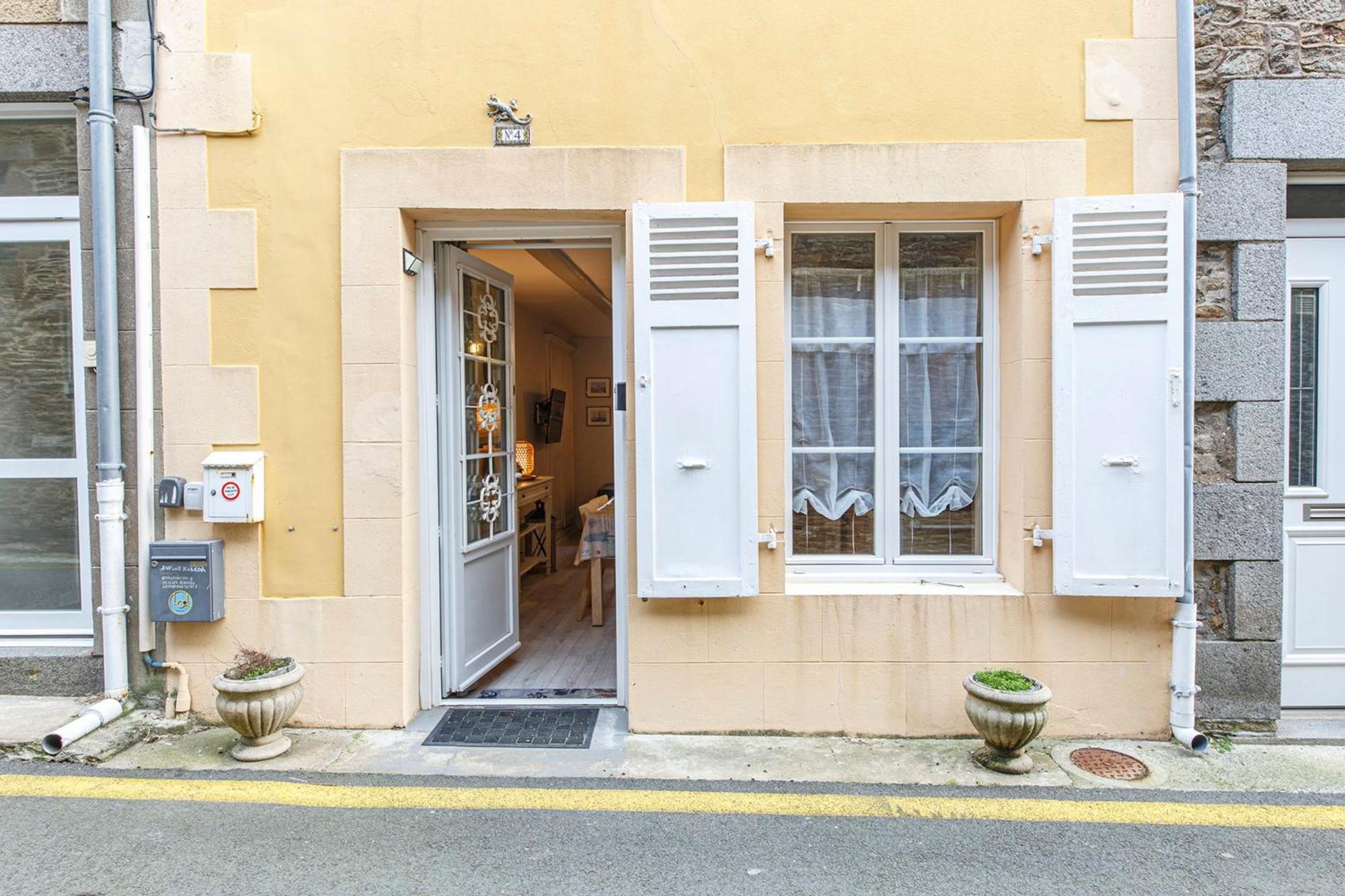 Maison Pecheur - Wifi - 500M Mer Cancale Exteriör bild